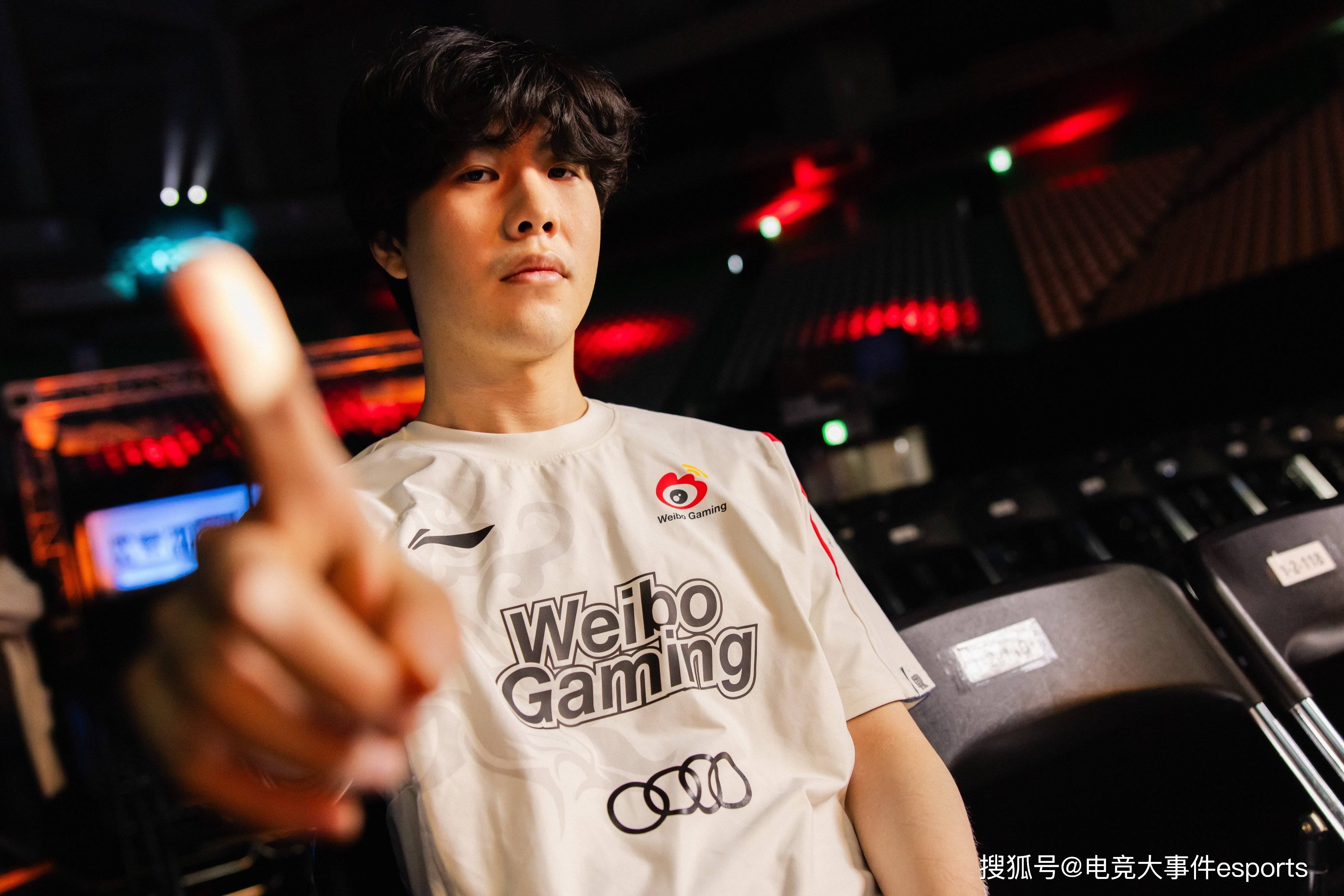 T1强势Excel，Xiaohu爆发神勇