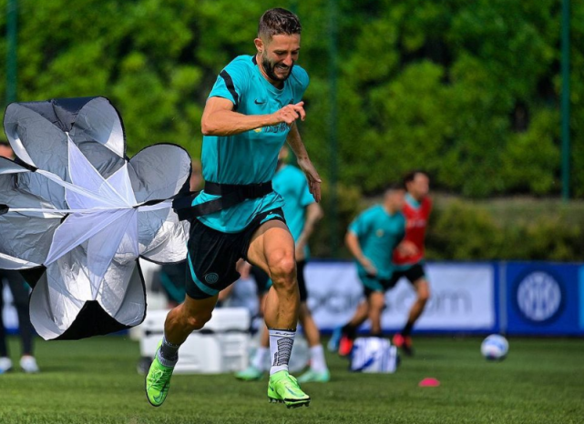 摩洛哥完胜墨西哥，孔蒂送出助攻