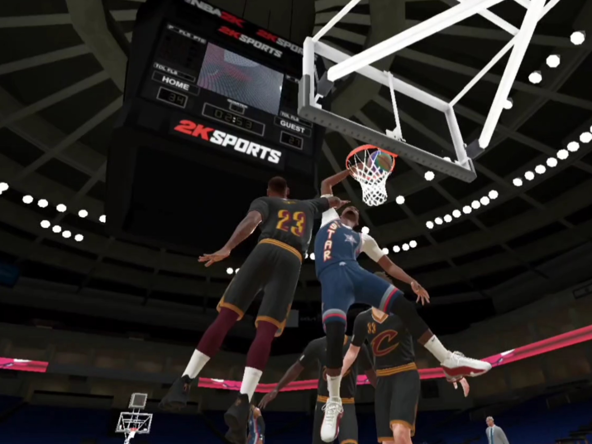 南韩男篮绝杀意大利男篮，麦科勒姆打破历史纪录