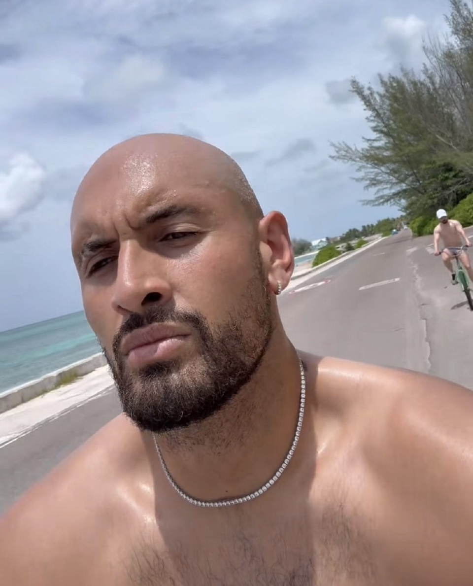 关于欧洲网球队险胜世界网球队，克耶高斯高光表现的信息