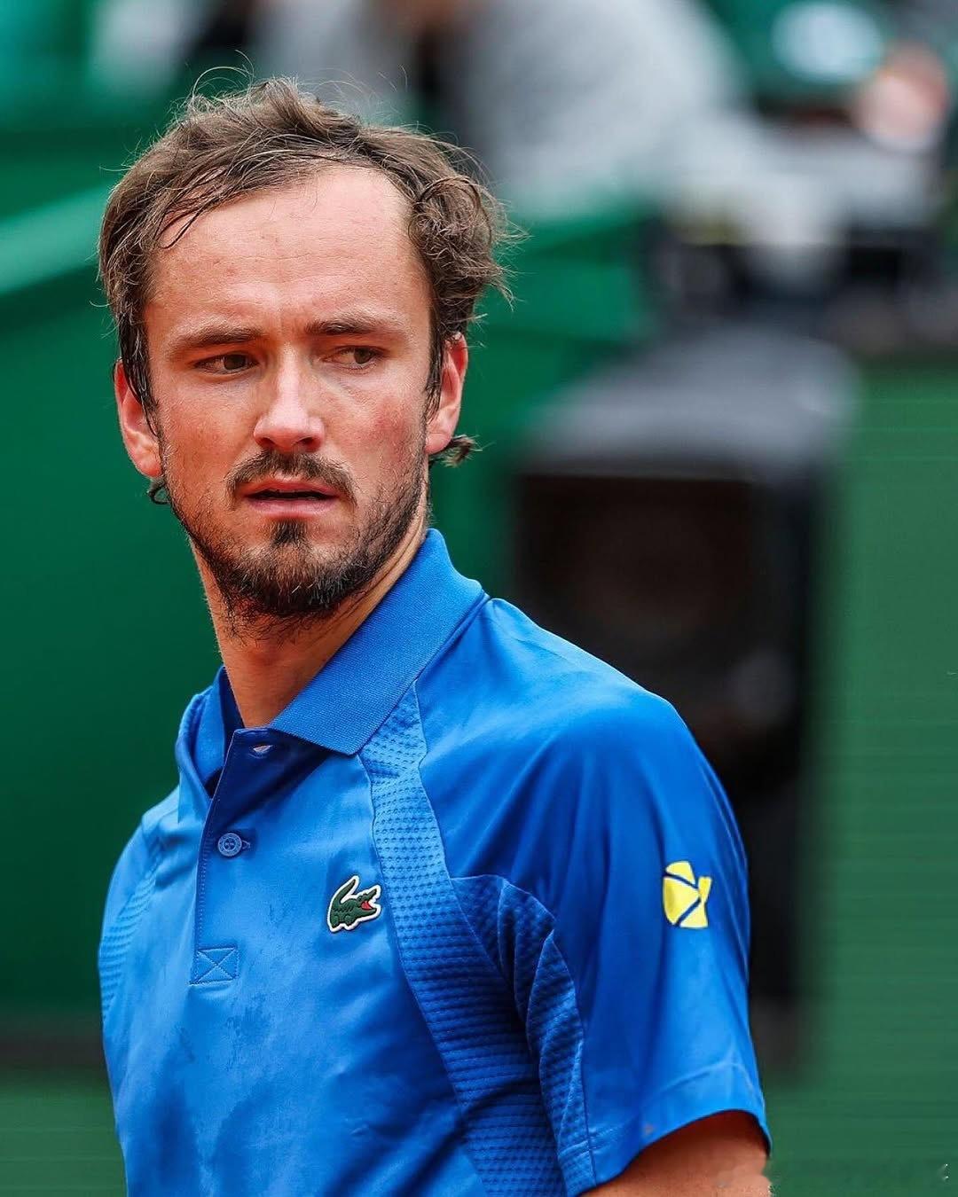 年终总决赛绝杀蒙特卡洛大师赛，梅德韦杰夫统治全场