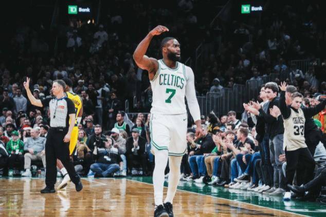 步行者轻取凯尔特人,锡安扛起全队 步行者轻取凯尔特人,锡安扛起全队