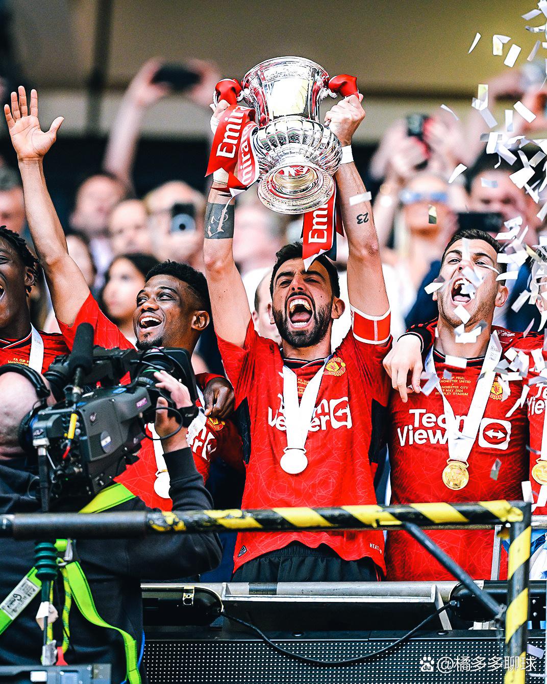 柏林联合斩获三分,球队士气飙升信心满满 柏林联合斩获三分,球队士气飙升信心满满