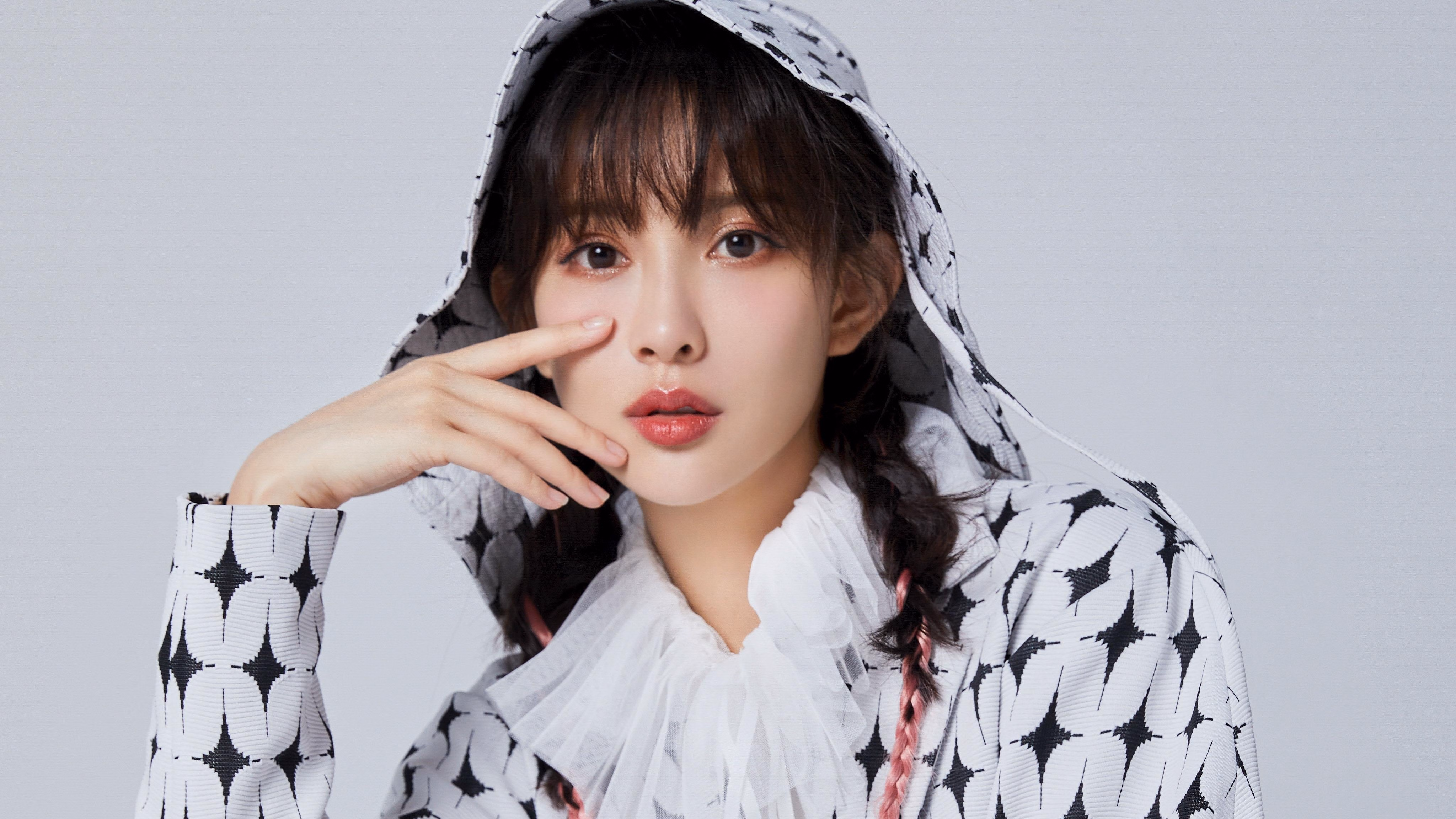 冰与火的方程式,梅赛德斯冷静翻盘哈斯,诺里斯用激情点燃赛场