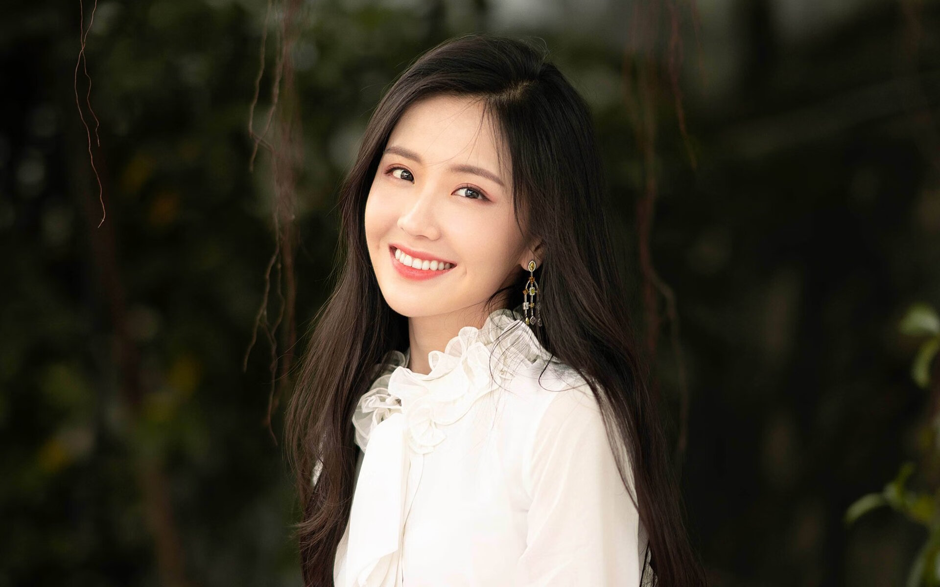 独家热评克莱时刻引爆球场,步行者闪电战击溃吉林之谜