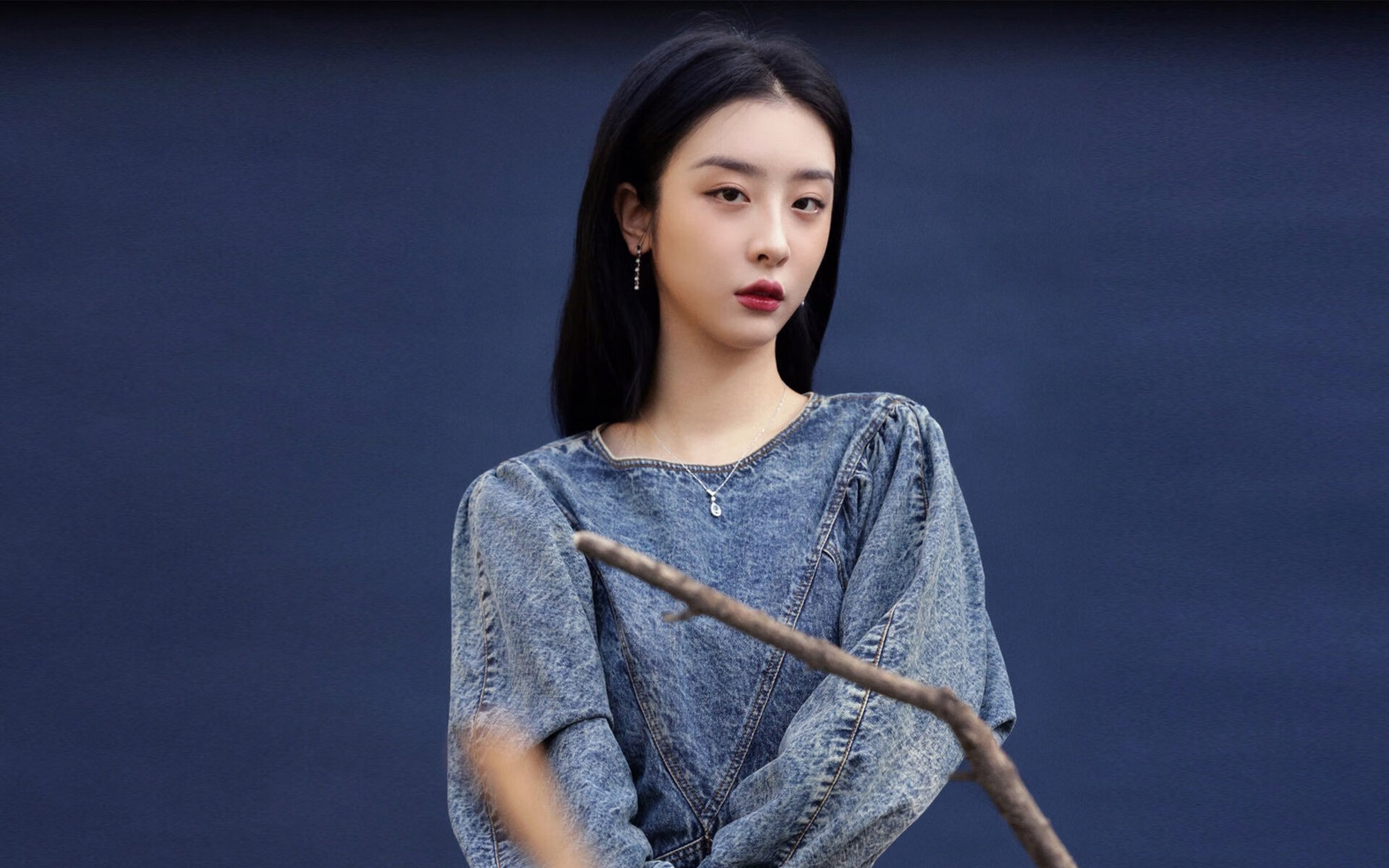 暹罗风暴席卷安联,当碾压定义唯一,苏亚雷斯如何用一场比赛重写足球秩序